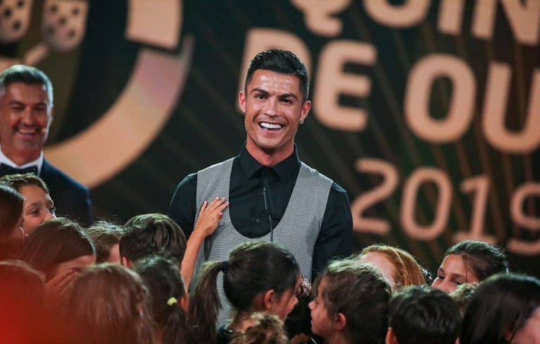 九游娱乐入口-德国杯赛程吃紧，北京国安今晨临场应变，质疑声仍在，更衣室氛围转暖(德国男子足球队首发守门员)