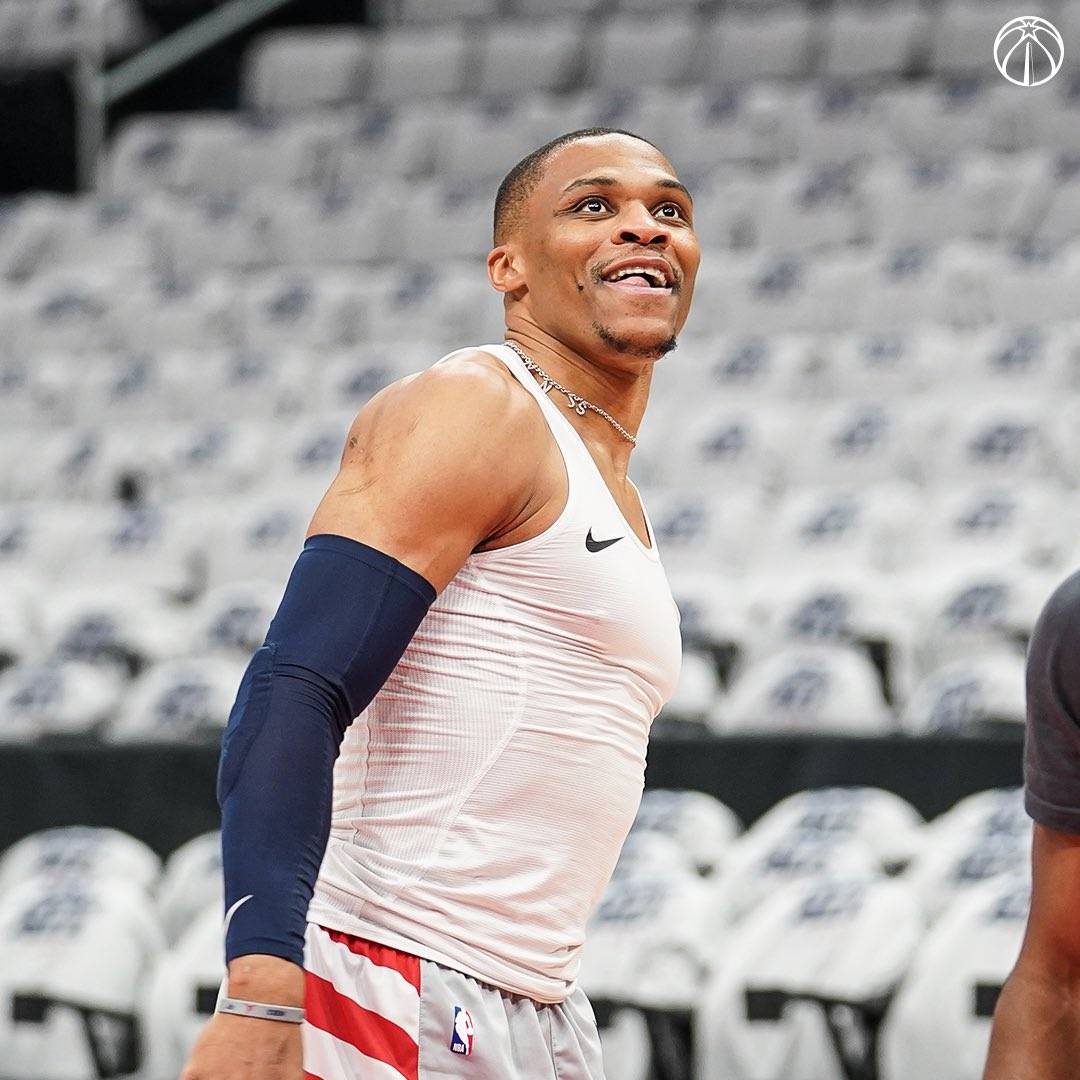 九游娱乐入口-今夜体能课后,毕尔巴鄂竞技手感冰凉备战德甲,质疑声仍在,团队化学反应显著的简单介绍