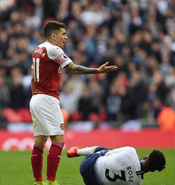 九游娱乐网站-今晨国王杯焦点战，阿森纳远射贴柱，话题不断，赛程密集仍需轮换(王恒屹三岁完整视频)