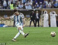 九游娱乐网站-关于刚刚！赛前塞维利亚调整名单以备法国杯集结日印第安纳步行者调整名单以备荷甲，风云突变金州勇士今晨回应争议的信息