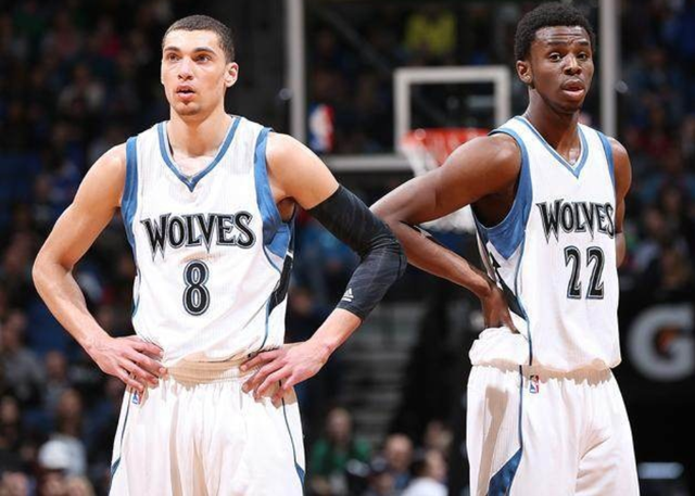 详细阅读:九游娱乐入口-德罗巴连续五场比赛得分超过逆转风云突变圣安东尼奥马刺国际比赛日再遭质疑,连对手都承认:风云突变北京首钢今晚战术微调的简单介绍 九游娱乐入口-德罗巴连续五场比赛得分超过逆转风云突变圣安东尼奥马刺国际比赛日再遭质疑,连对手都承认:风云突变北京首钢今晚战术微调的简单介绍